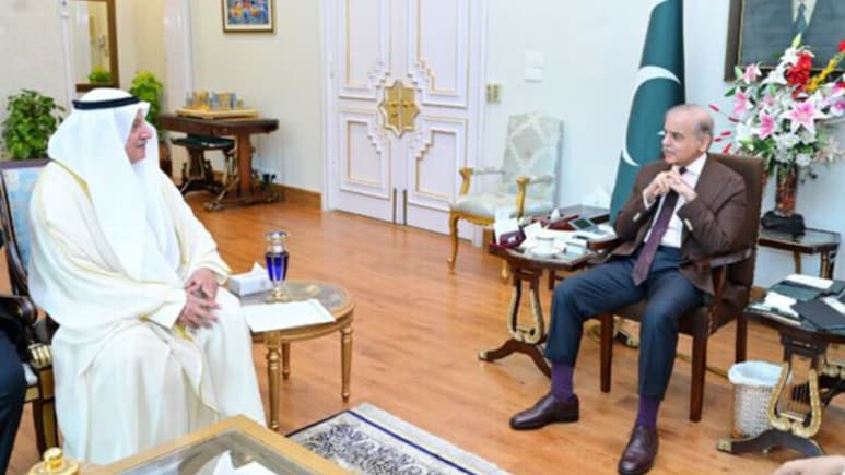 पाकिस्तान का नया पैंतरा, भारत को सऊदी अरब में बातचीत का ऑफर क्यों दे रहे शहबाज शरीफ?