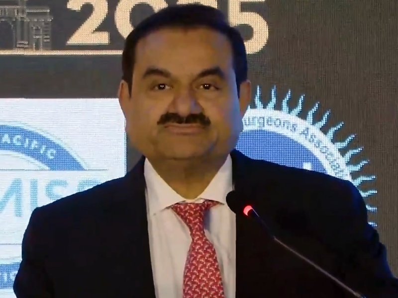 स्पाइन एक चिकित्सा चमत्कार और आत्मविश्वास के लिए कॉर्पोरेट आवश्यकता : गौतम अदाणी