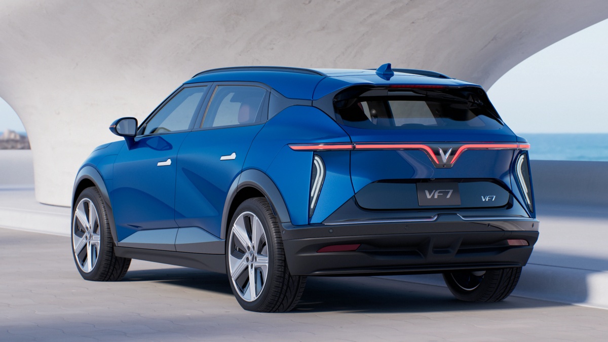 VINFAST VF7