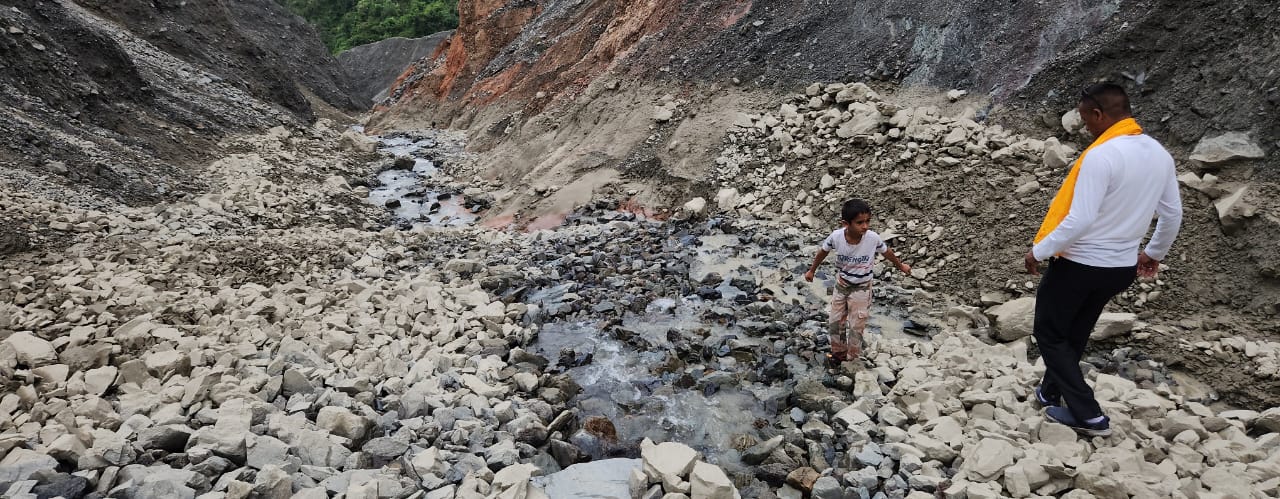 DISASTER IN BATOLI VILLAGE
