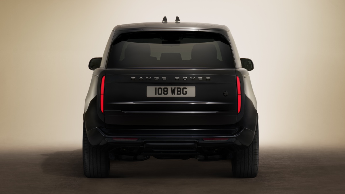 Range Rover SV Black Edition