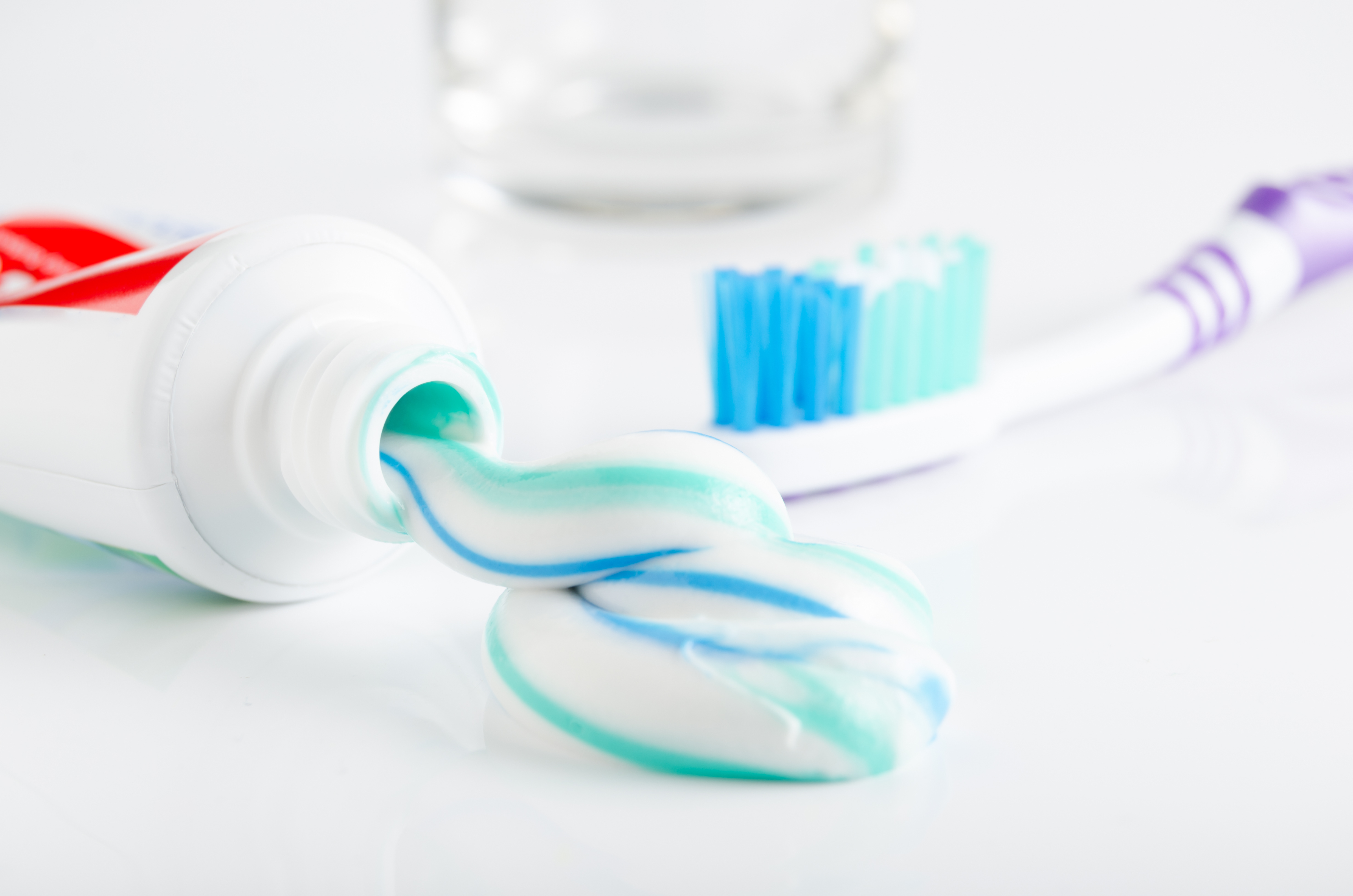 Do you use non-veg toothpaste every morning? Know with these easy tips!