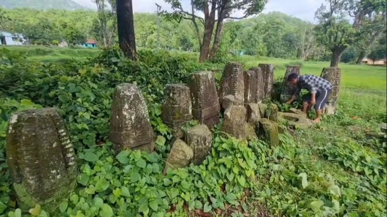 Pandava period stones in Chopra