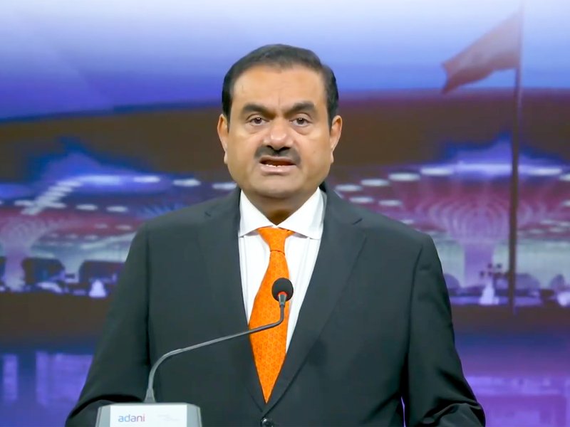 गौतम अदाणी ने उद्यमियों से भारत का पहला एआई-पावर्ड स्पाइनल डायग्नोस्टिक प्लेटफॉर्म बनाने का किया आग्रह 
