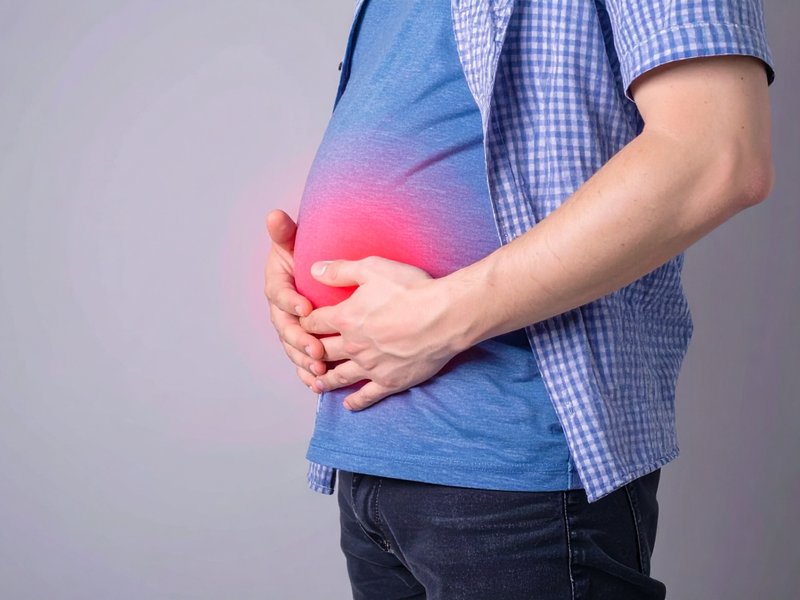 क्यों होती है ब्लोटिंग और इंफ्लेमेशन? आयुर्वेद से जानें असरदार उपाय