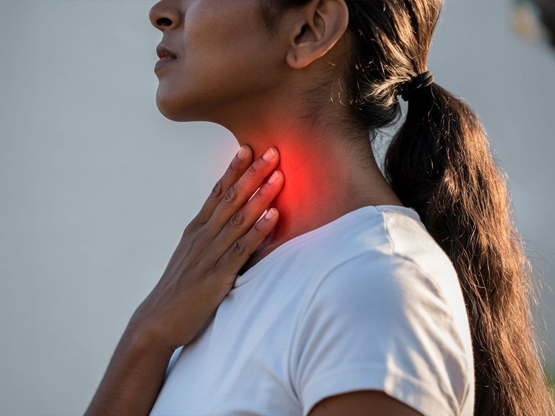 गला बैठना अब चिंता की बात नहीं, इन आयुर्वेदिक उपायों से पाएं तुरंत राहत